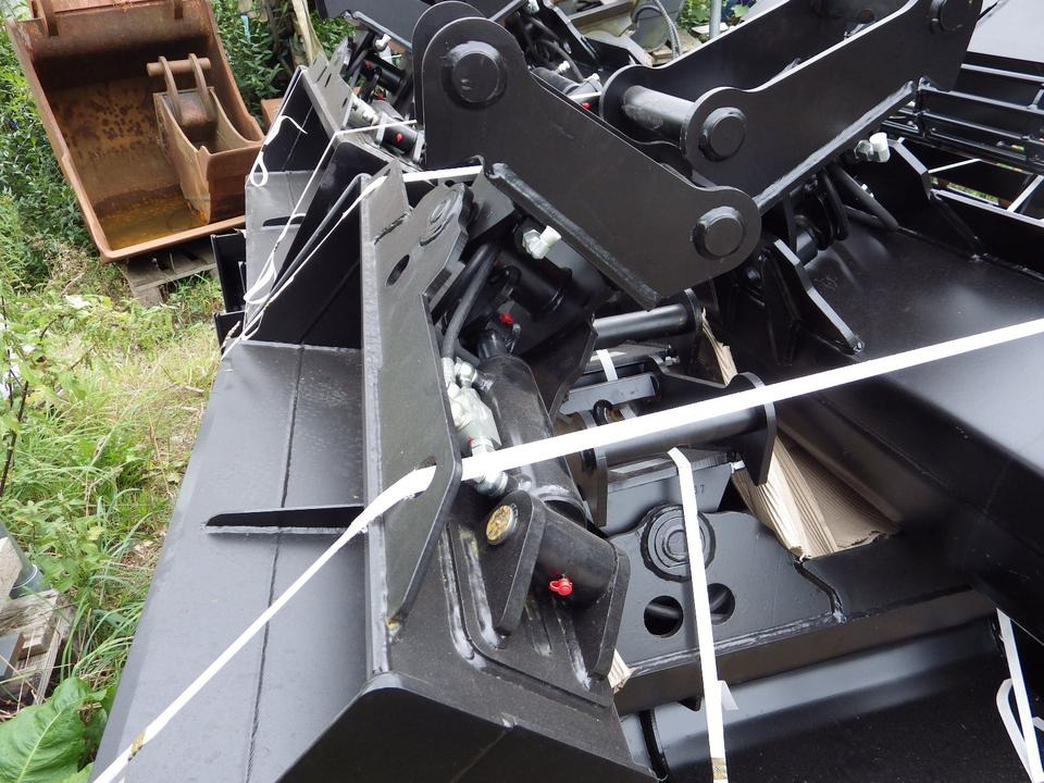 Schwenkbarer Grabenräumlöffel  Planierlöffel Humuslöffel MS03 Sym - Excavator bucket: picture 5 Schwenkbarer Grabenräumlöffel  Planierlöffel Humuslöffel MS03 Sym - Excavator bucket: picture 5