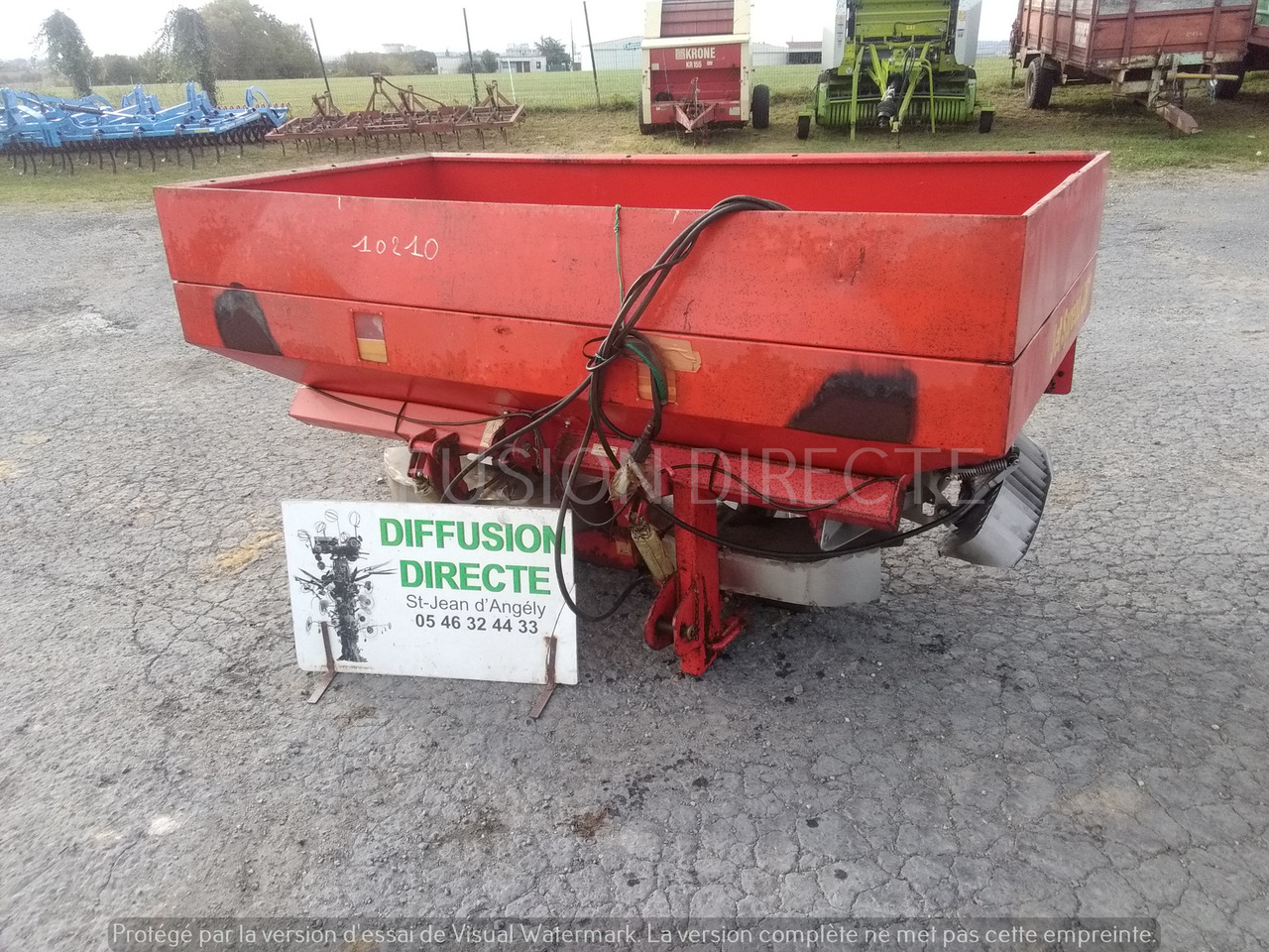 AGRAM DISTRIBUTEUR D'ENGRAIS JET SPREAD 281 - Fertilizer spreader: picture 1 AGRAM DISTRIBUTEUR D'ENGRAIS JET SPREAD 281 - Fertilizer spreader: picture 1