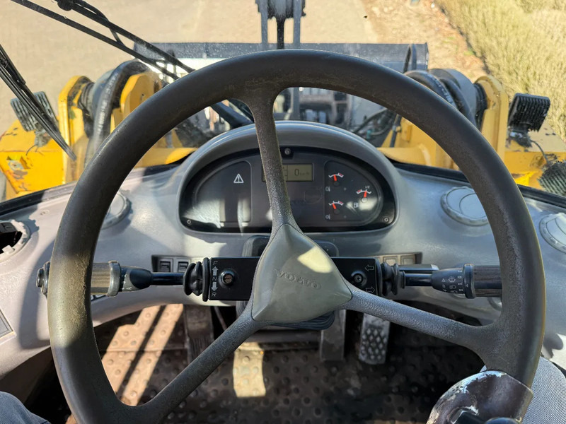 Wheel loader Volvo L70D: picture 19 Wheel loader Volvo L70D: picture 19