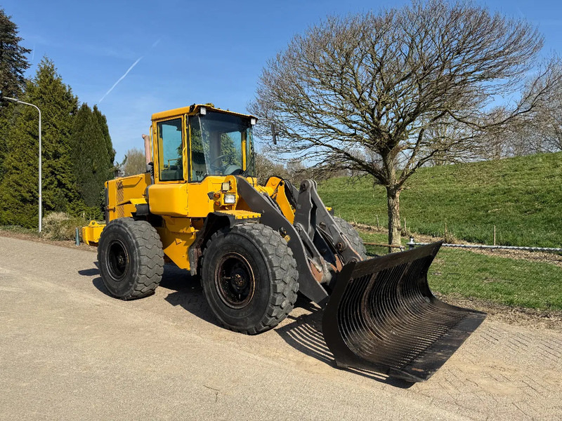 Wheel loader Volvo L70D: picture 8 Wheel loader Volvo L70D: picture 8