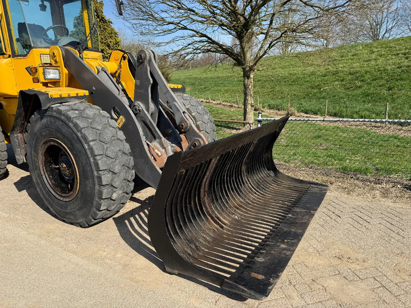 Wheel loader Volvo L70D: picture 9 Wheel loader Volvo L70D: picture 9