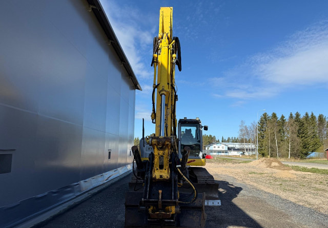 Crawler excavator New Holland E235SR: picture 14