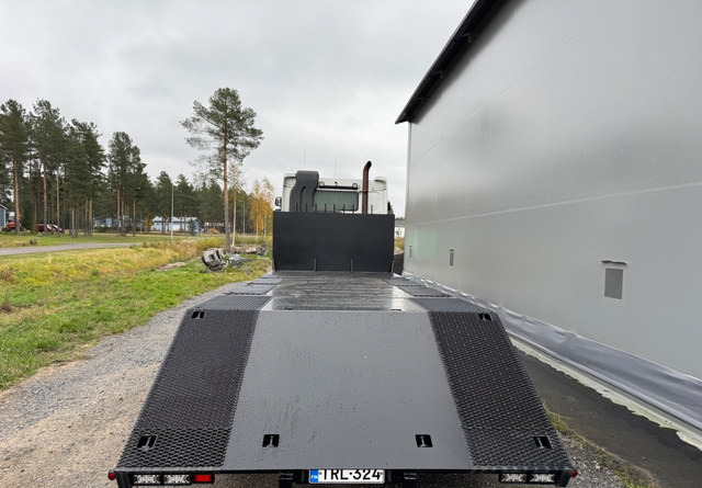 SisuR500 10x4 - Dropside/ Flatbed truck: picture 4 SisuR500 10x4 - Dropside/ Flatbed truck: picture 4