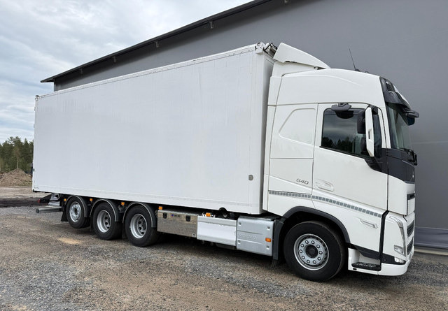Box truck VolvoFH 540 8x4 66m3: picture 7