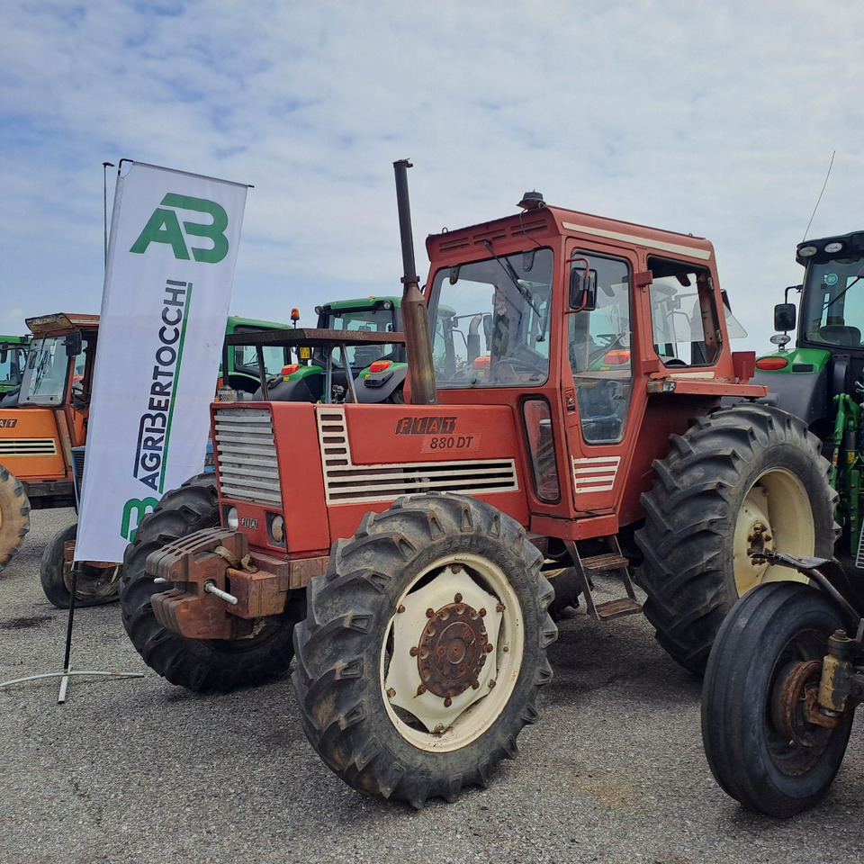 FIAT 880 DT - Farm tractor: picture 1 FIAT 880 DT - Farm tractor: picture 1