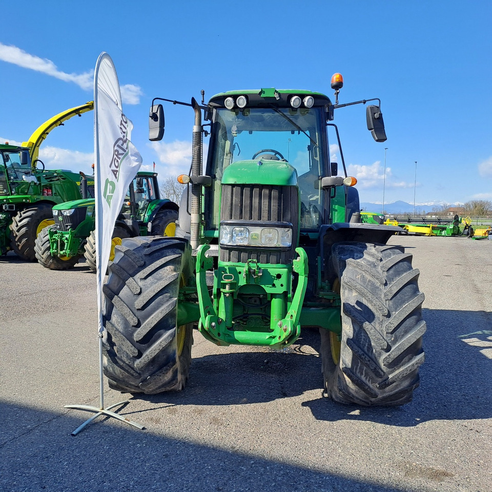 JOHN DEERE 7530 PREMIUM - Farm tractor: picture 3 JOHN DEERE 7530 PREMIUM - Farm tractor: picture 3