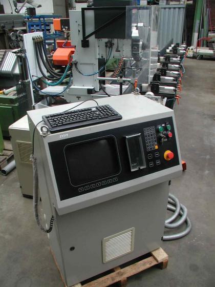 ELU Elumatec SBZ 130/01 - CNC-Bearbeitungszentren - vertikal - CNC machining center: picture 1 ELU Elumatec SBZ 130/01 - CNC-Bearbeitungszentren - vertikal - CNC machining center: picture 1