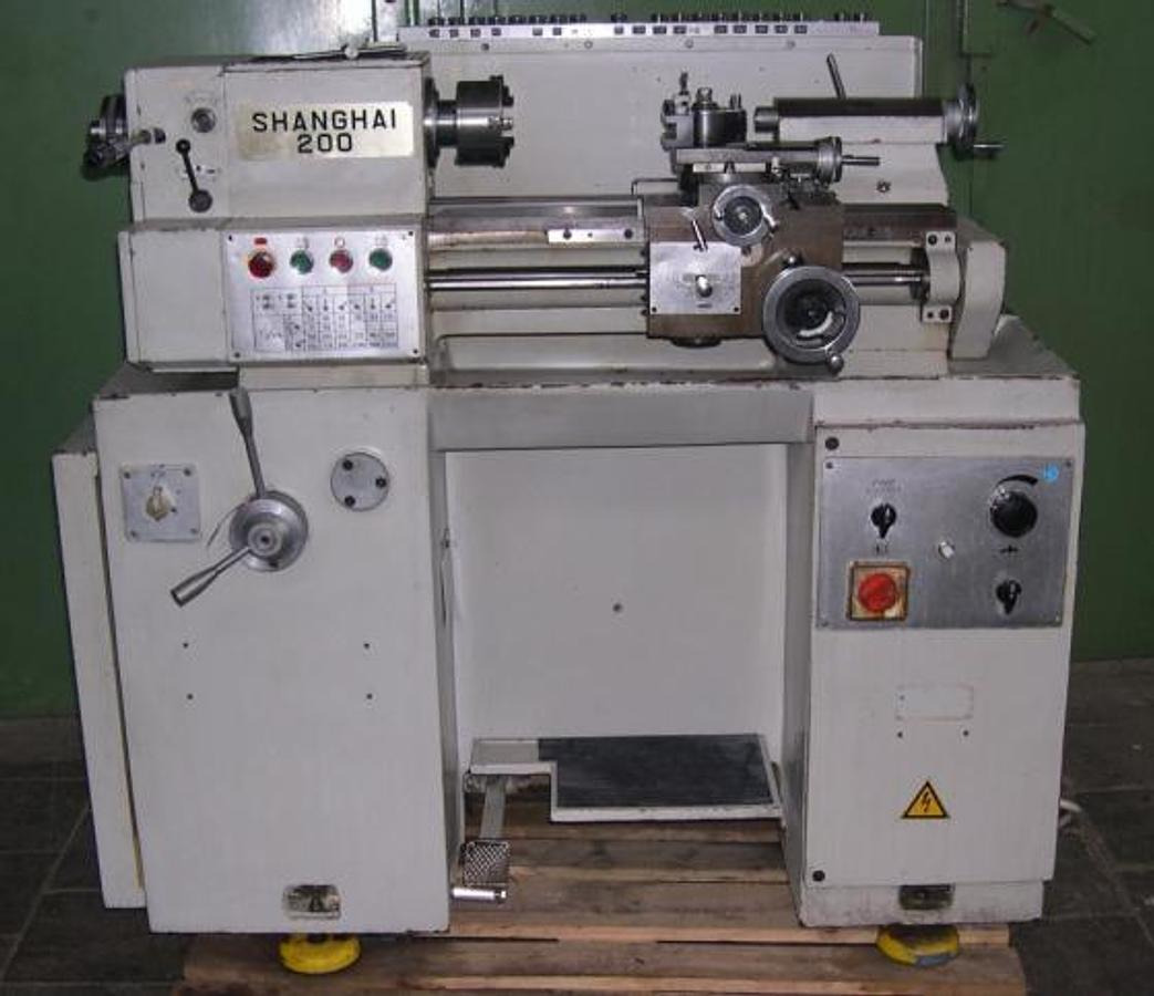 Leit- u. Zugspindeldrehmaschine CORTINI 200 - Metal lathe: picture 1 Leit- u. Zugspindeldrehmaschine CORTINI 200 - Metal lathe: picture 1