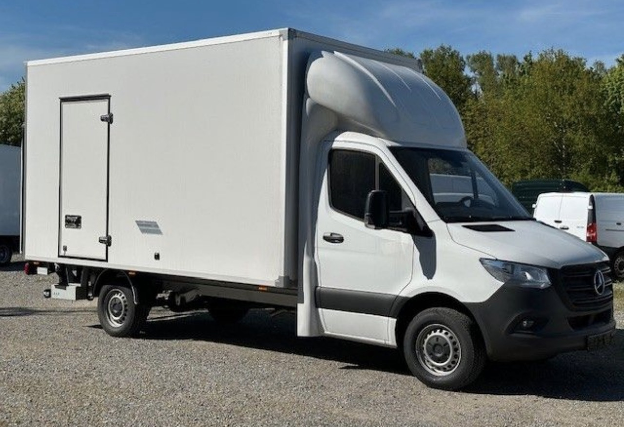 MERCEDES-BENZ Sprinter 317 CDI - Box truck: picture 1 MERCEDES-BENZ Sprinter 317 CDI - Box truck: picture 1