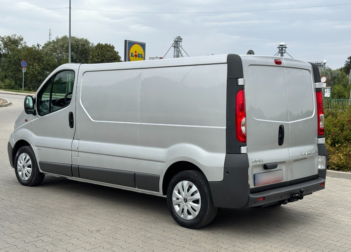 Opel Vivaro 2.0 DCI 115KM 2013 Rok SERWISOWANY Bezwypadkowy Super Stan - Panel van: picture 2 Opel Vivaro 2.0 DCI 115KM 2013 Rok SERWISOWANY Bezwypadkowy Super Stan - Panel van: picture 2