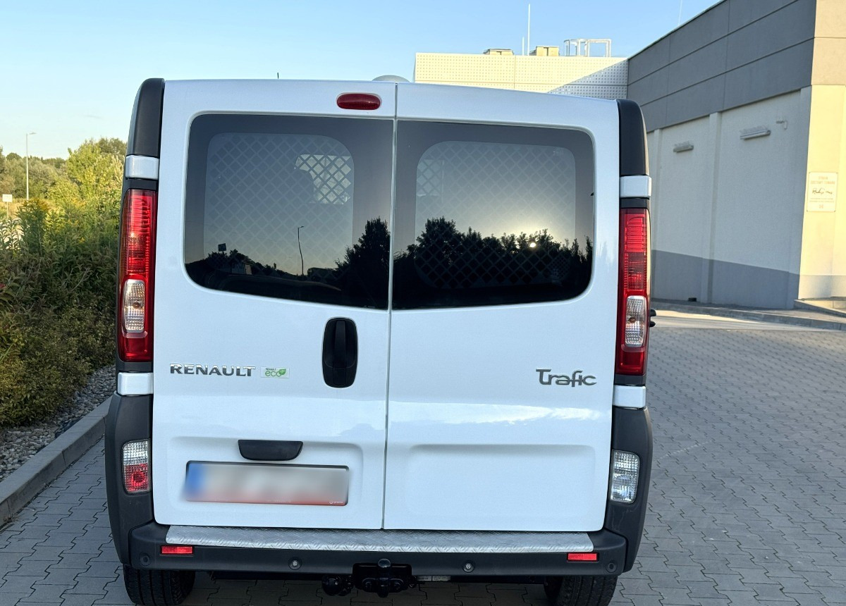 Panel van Renault Trafic 2.0 DCI 115KM LONG 2012 Rok Klimatyzacja Nawigacja BEZWYPADKOWY: picture 14
