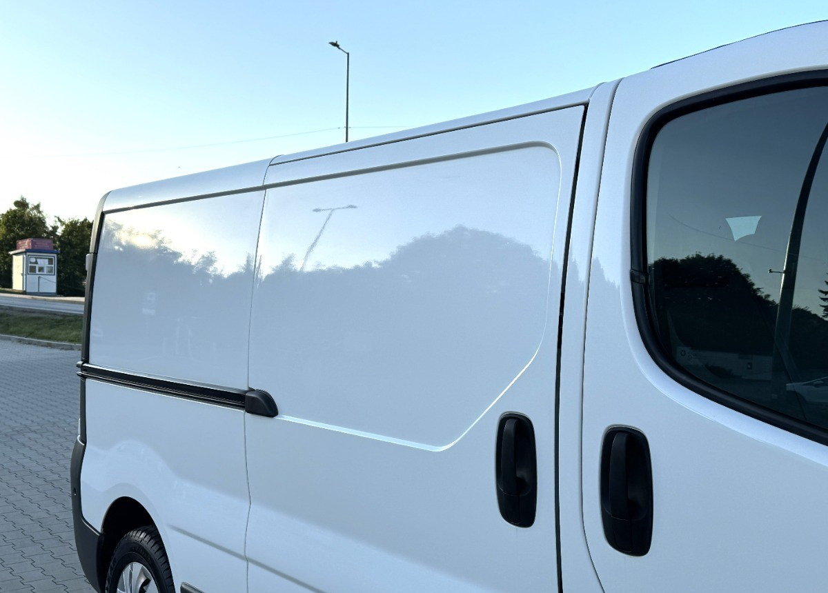 Panel van Renault Trafic 2.0 DCI 115KM LONG 2012 Rok Klimatyzacja Nawigacja BEZWYPADKOWY: picture 9