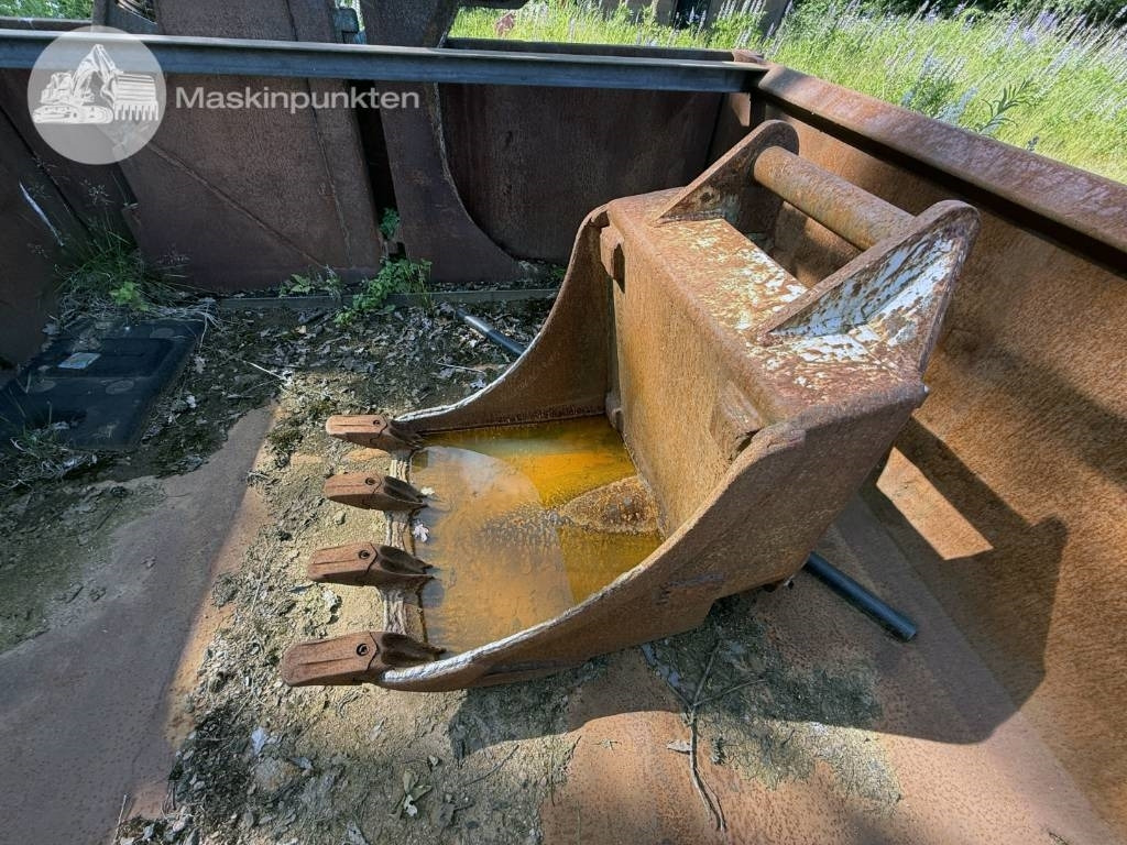 Grabjohn GJ 15 - Bucket for Construction machinery: picture 1 Grabjohn GJ 15 - Bucket for Construction machinery: picture 1