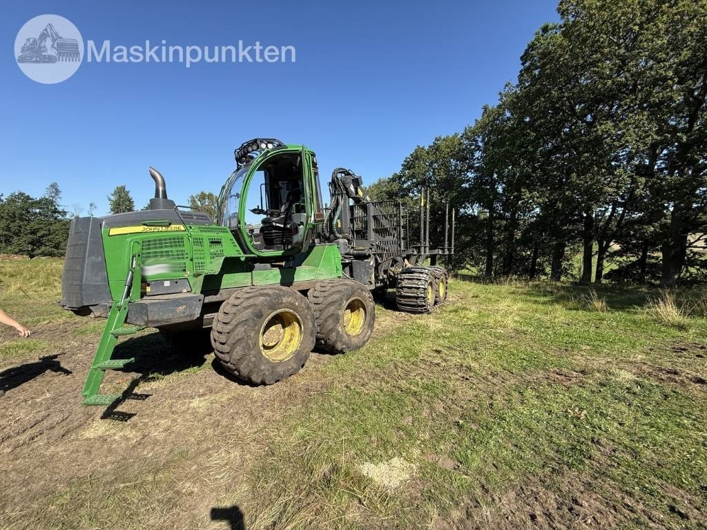 John Deere 1510 G - Forwarder: picture 1 John Deere 1510 G - Forwarder: picture 1