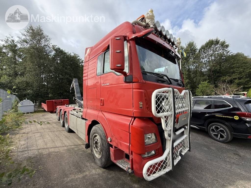 MAN TGX 35.500 EKIPAGE - Hook lift truck: picture 1 MAN TGX 35.500 EKIPAGE - Hook lift truck: picture 1