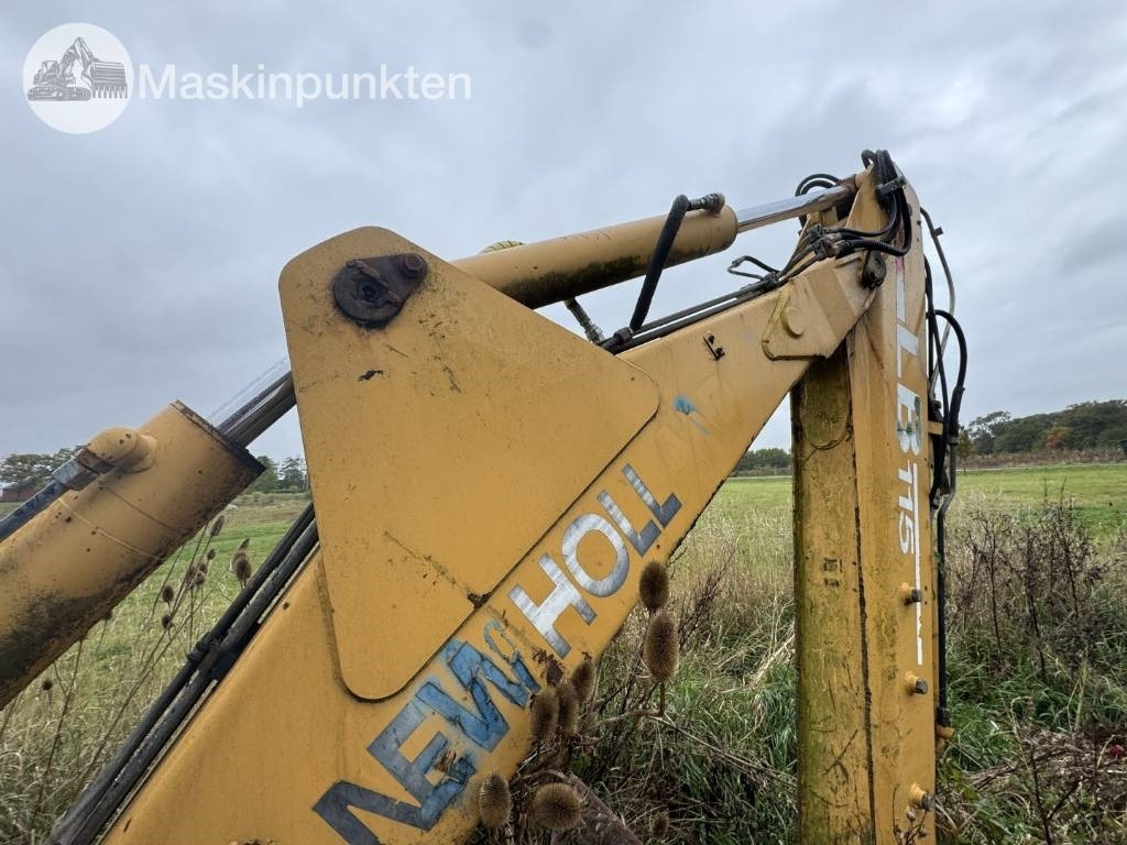 New Holland LB 115 leasing New Holland LB 115: picture 20 New Holland LB 115 leasing New Holland LB 115: picture 20