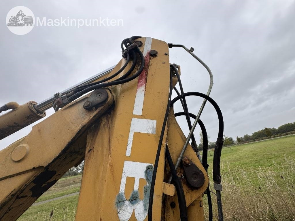 New Holland LB 115 leasing New Holland LB 115: picture 25 New Holland LB 115 leasing New Holland LB 115: picture 25