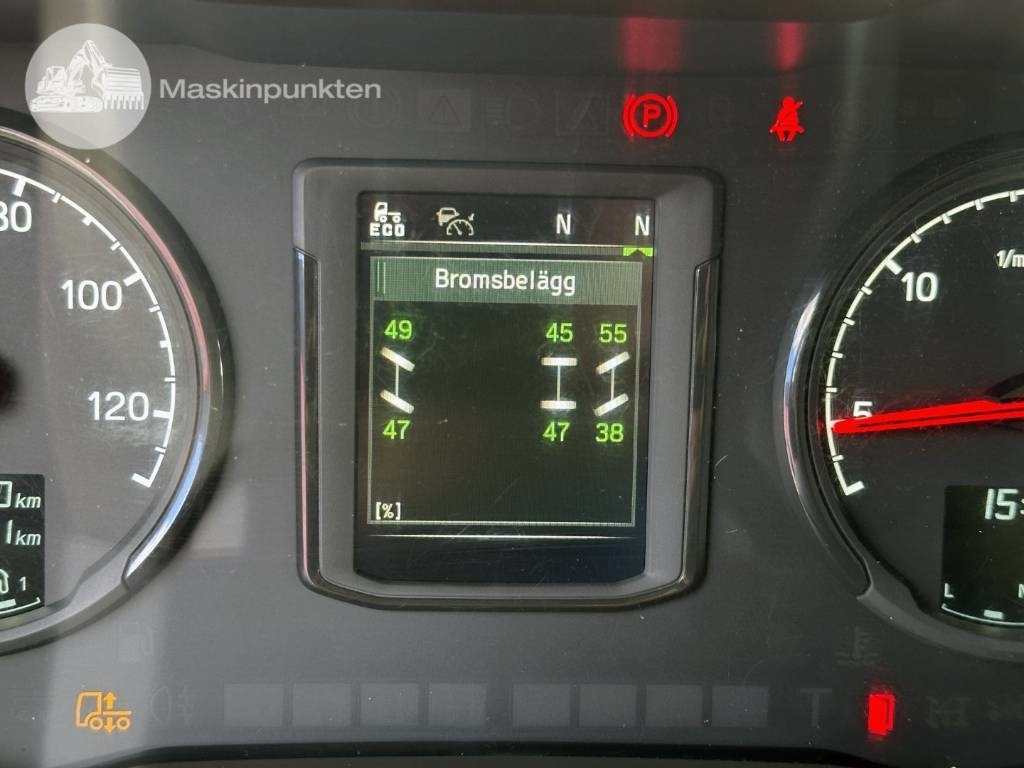 Box truck Scania R 450: picture 28