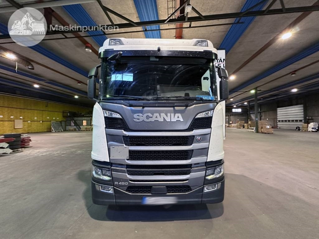 Scania R 450  - Box truck: picture 3 Scania R 450  - Box truck: picture 3