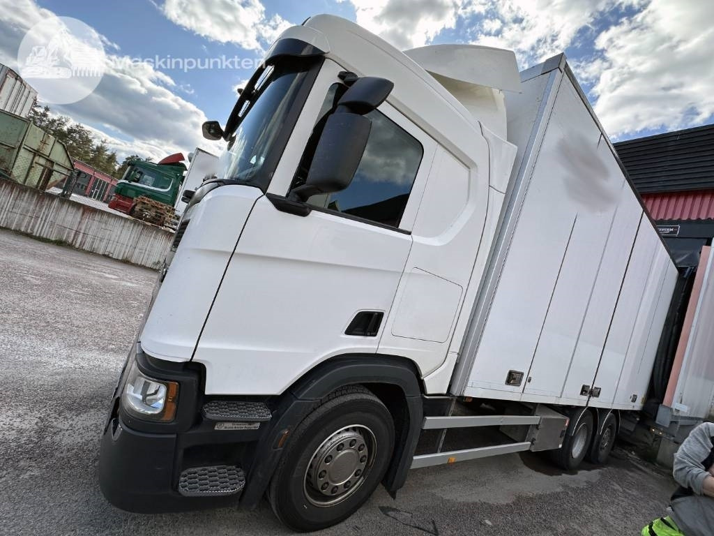 Box truck Scania R 450: picture 6