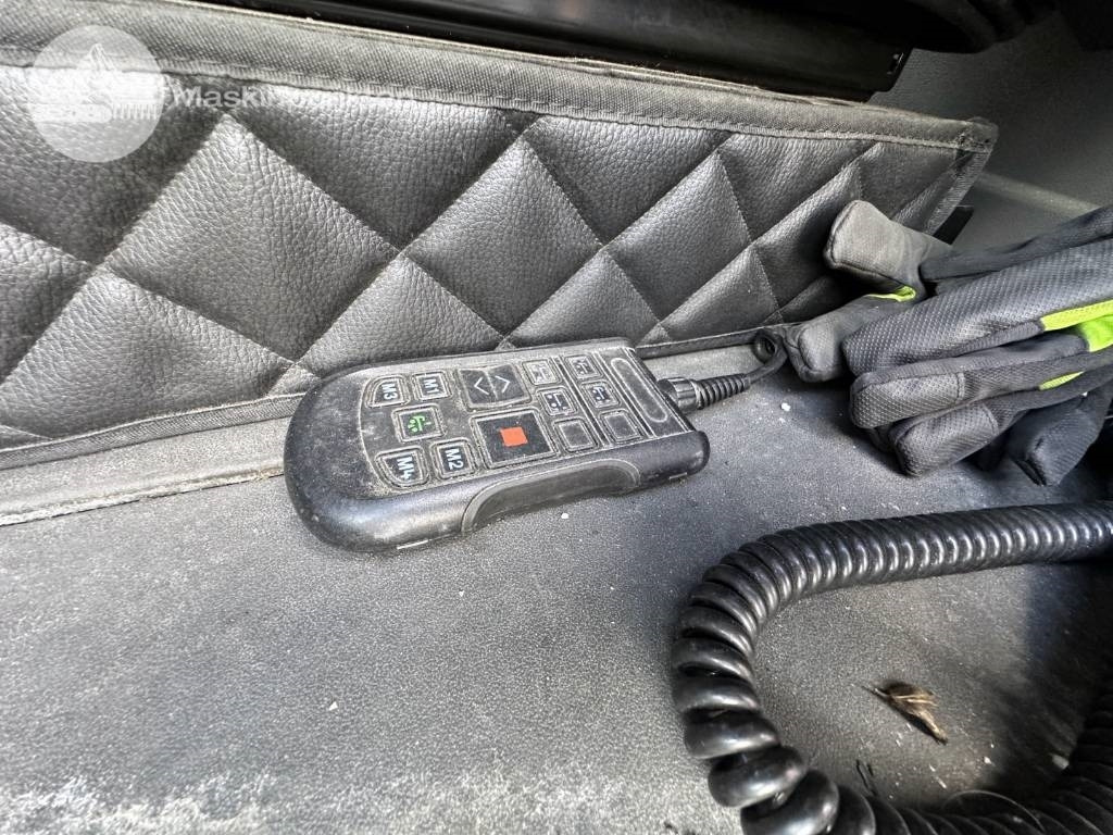 Box truck Scania R 450: picture 11