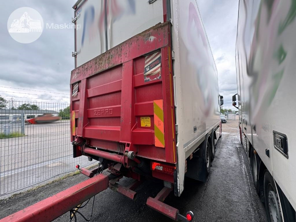 Scania S 500 - Refrigerator truck: picture 4 Scania S 500 - Refrigerator truck: picture 4