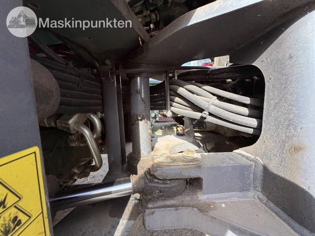 Wheel loader Schaeff TL 80: picture 32