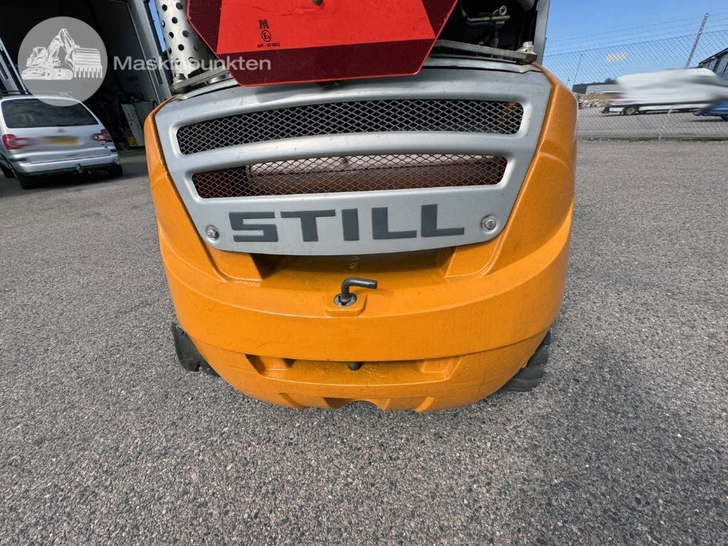 Diesel forklift Still RX 70-25 Hybrid: picture 12