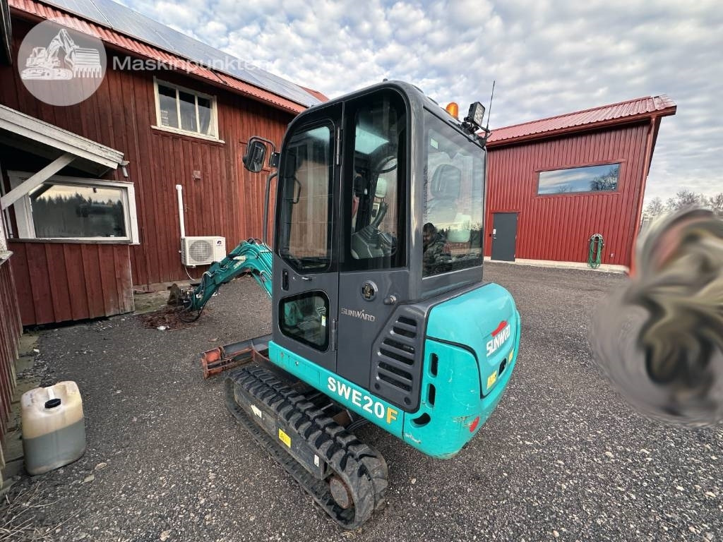 Mini excavator Sunward SWE 20 F med släp!: picture 6