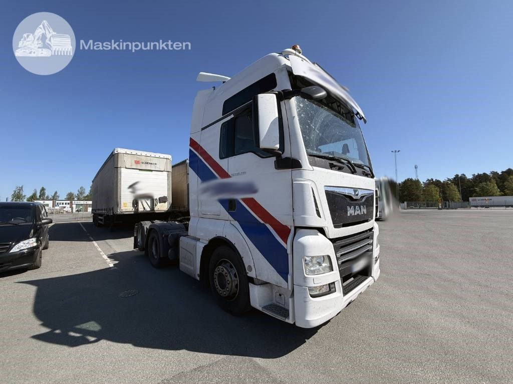 MAN TGX 28.510 - Tractor unit: picture 5 MAN TGX 28.510 - Tractor unit: picture 5