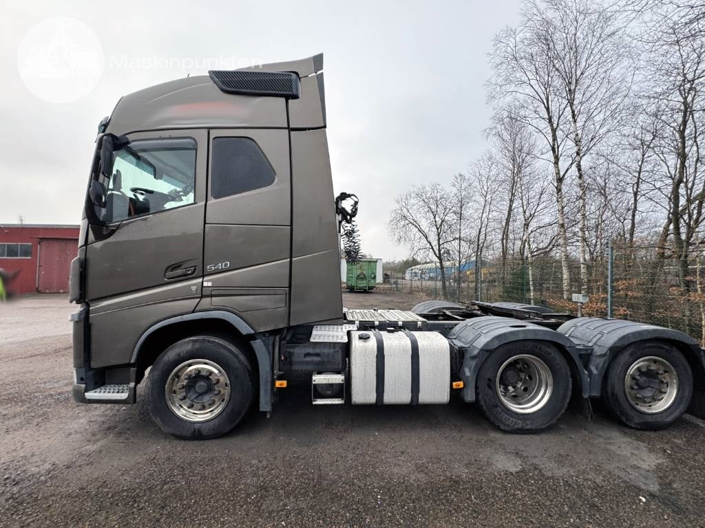 Volvo FH 540 - Tractor unit: picture 2 Volvo FH 540 - Tractor unit: picture 2