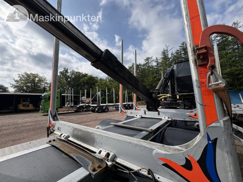 Log truck Volvo FH 16 550: picture 48 Log truck Volvo FH 16 550: picture 48