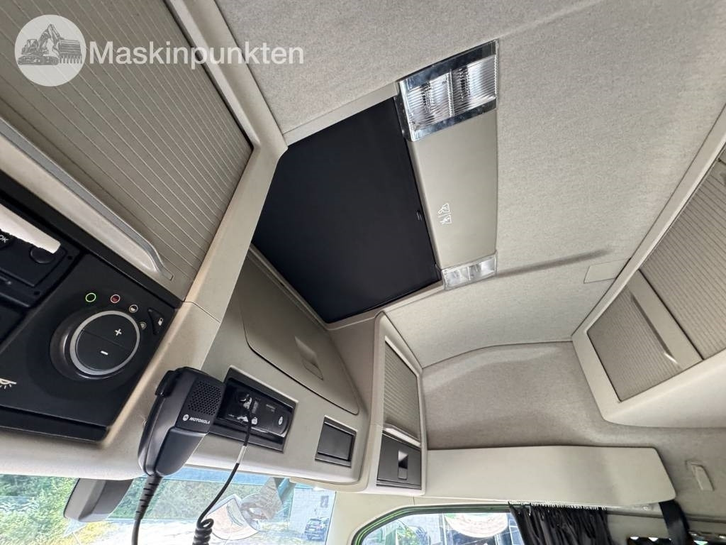 Log truck Volvo FH 16 550: picture 15 Log truck Volvo FH 16 550: picture 15