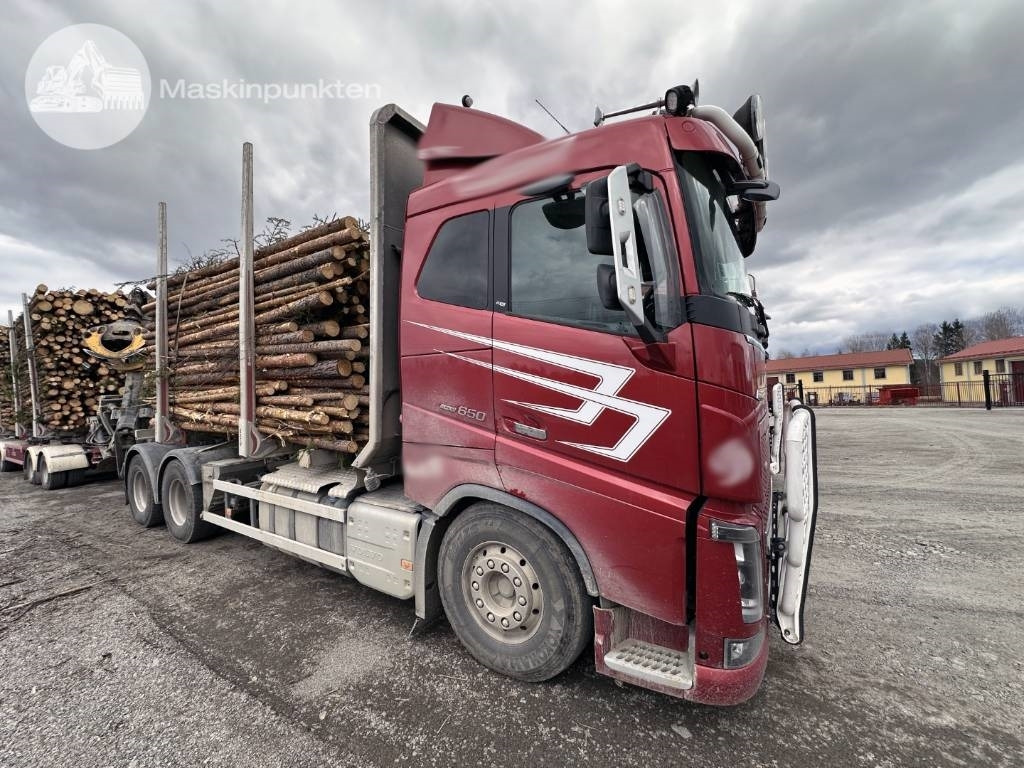 Log truck Volvo FH 16 650: picture 1