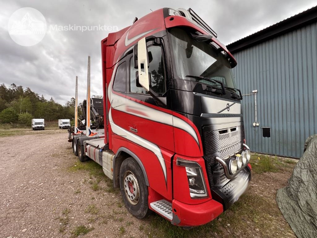 Volvo FH 16 750 - Log truck: picture 3 Volvo FH 16 750 - Log truck: picture 3