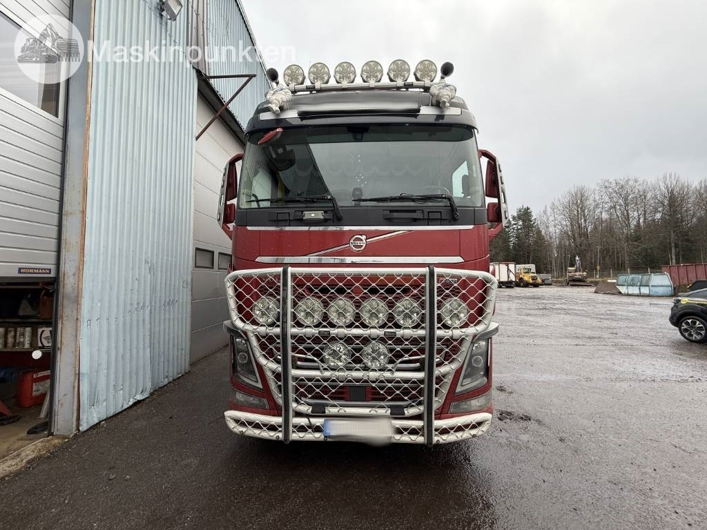 Volvo FH 16 - Log truck: picture 2 Volvo FH 16 - Log truck: picture 2