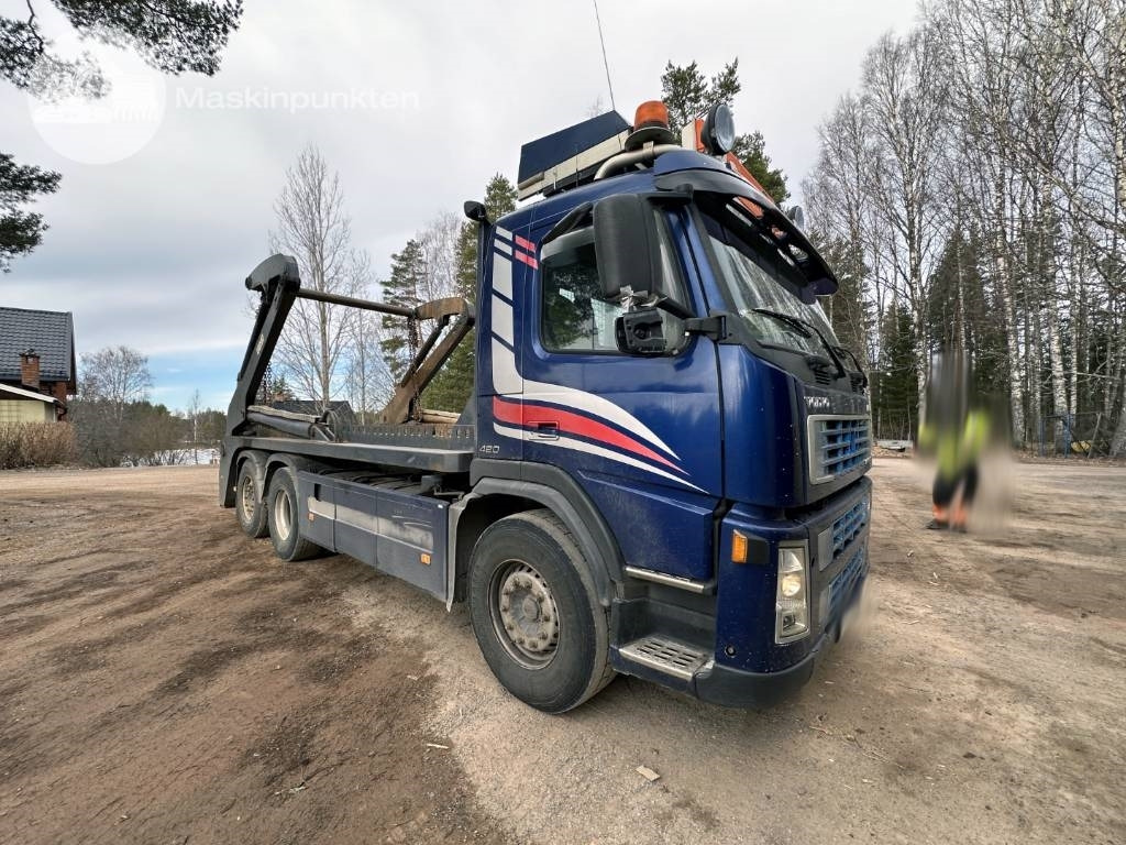 Volvo FM 12 420 LAXO Liftdumper + lastväxlare + flak - Skip loader truck: picture 3 Volvo FM 12 420 LAXO Liftdumper + lastväxlare + flak - Skip loader truck: picture 3