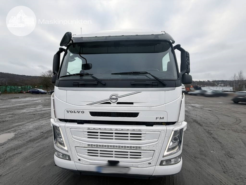 Volvo FM 370 - Refrigerator truck: picture 3 Volvo FM 370 - Refrigerator truck: picture 3