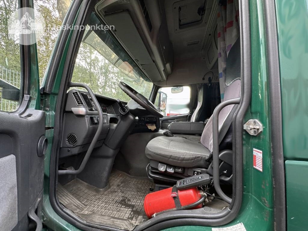 Box truck Volvo FM 9 300: picture 11