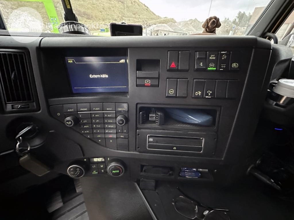 Tipper Volvo FMX 380: picture 29
