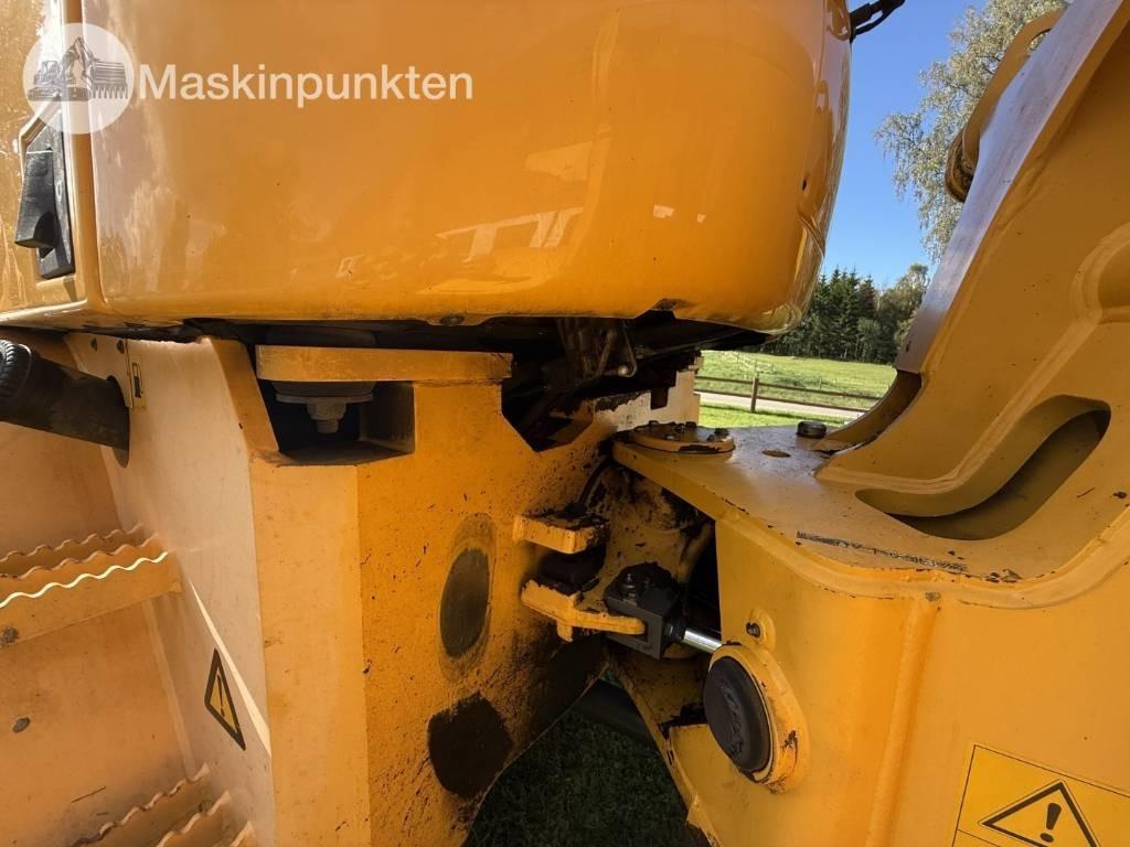 Wheel loader Volvo L 40 B: picture 36