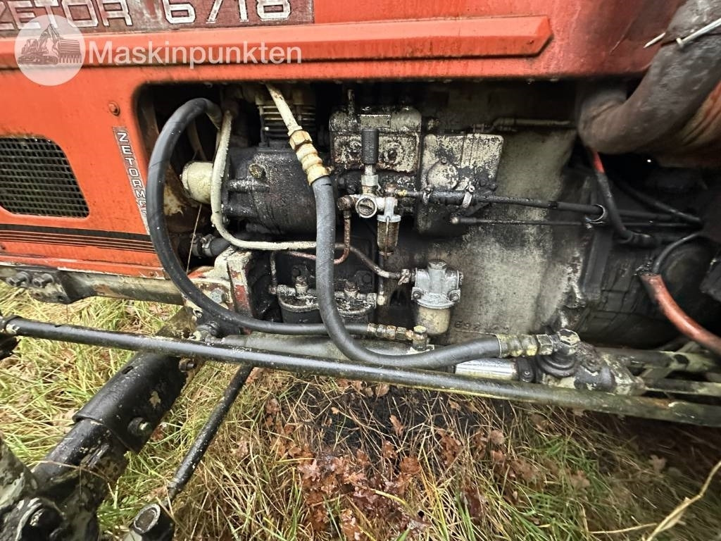 Farm tractor Zetor 6718: picture 30