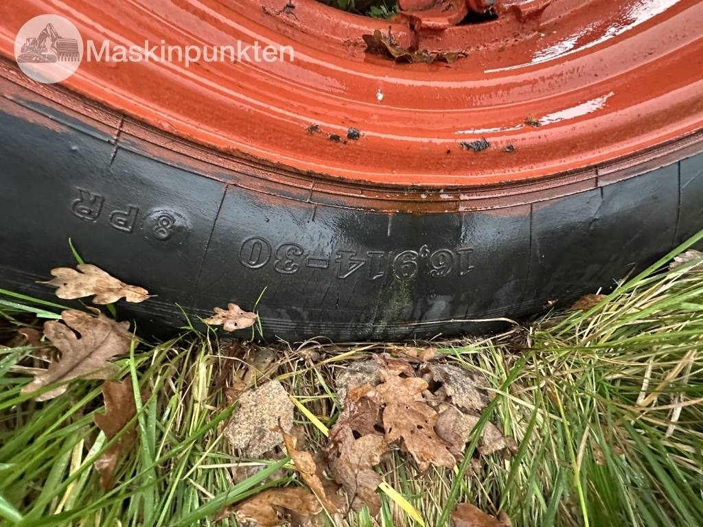 Farm tractor Zetor 6718: picture 22