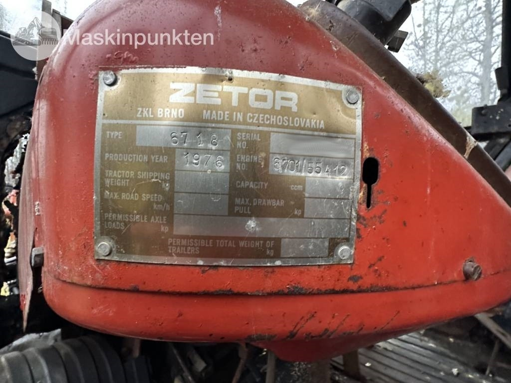 Farm tractor Zetor 6718: picture 11