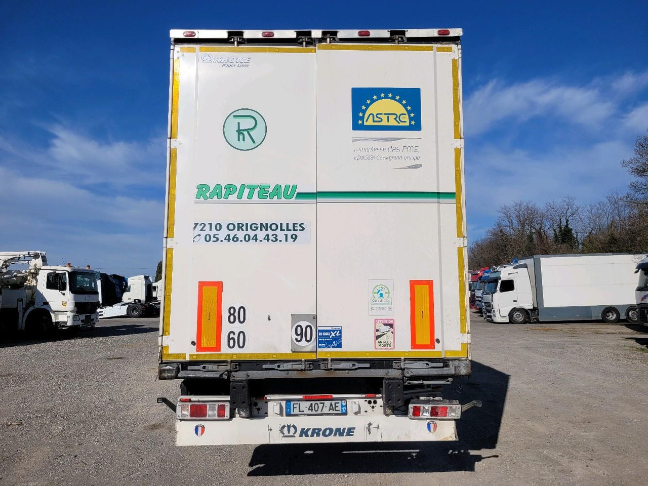 KRONE SD - Curtainsider semi-trailer: picture 5 KRONE SD - Curtainsider semi-trailer: picture 5