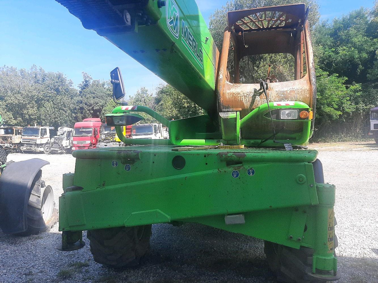 MERLO CHARGEUR TELES ROTO 40.26 MCSS - Telescopic handler: picture 2 MERLO CHARGEUR TELES ROTO 40.26 MCSS - Telescopic handler: picture 2