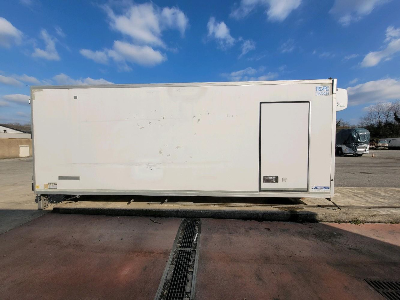 (NA) CAISSE FRIGO CARRIER TYPE ISR - Refrigerator swap body: picture 3 (NA) CAISSE FRIGO CARRIER TYPE ISR - Refrigerator swap body: picture 3