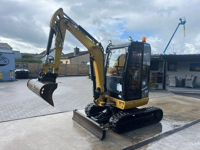 CAT 302.7 D CR - Mini excavator: picture 3 CAT 302.7 D CR - Mini excavator: picture 3