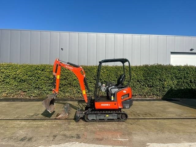 Mini excavator Kubota KX 019-4: picture 1