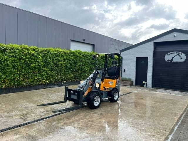 Wheel loader Kubota R 090: picture 20